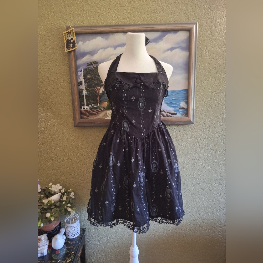 Spin Doctor Skull Cameo Lolita Halter Dress